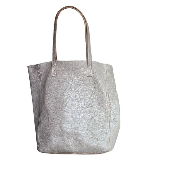 Cuyana Classic Unstructured Leather Pebbled Tote Purse Taupe Minimalist Everyday - Picture 2 of 12